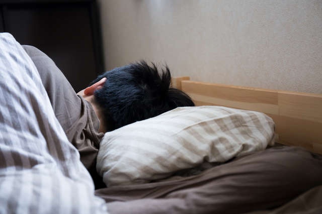 私の息子は「親ガチャ」に失敗したんだ。モラハラ父から逃げ、貧乏に苦しみ、大学受験は全滅...／chii（1）