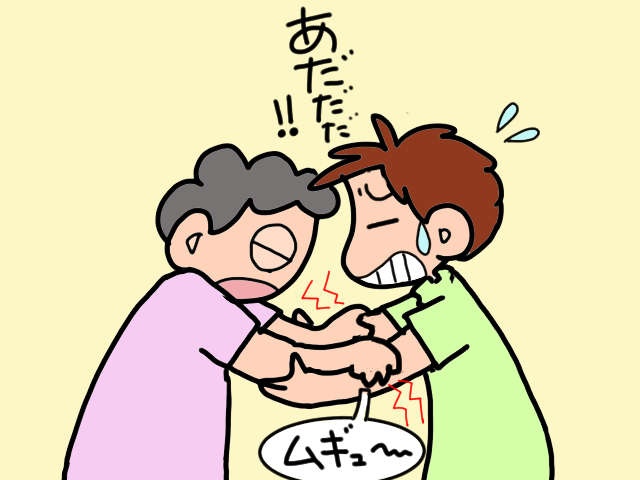 自立歩行が困難な認知症義母。教わった方法で「手引き歩行」してみると...思わぬ代償が！／山田あしゅら（8）