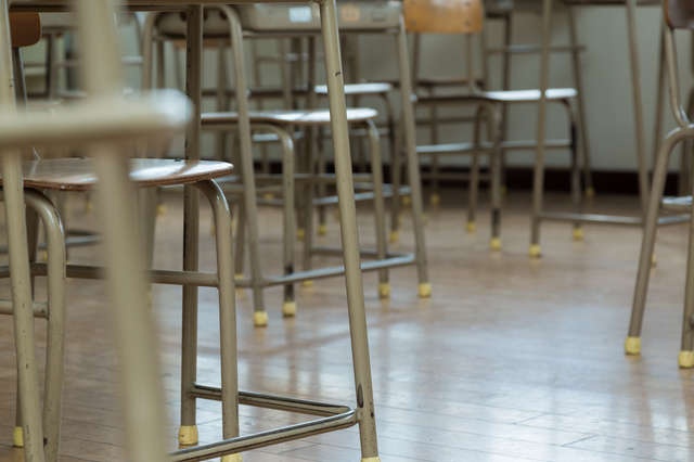 PTA副会長に選出され初めての会合。上級生役員達の突き刺すような視線に戸惑って...／かづ（2）