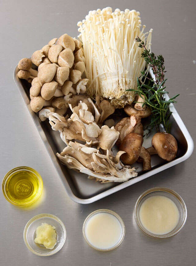 塩麹の力で驚くほどしっとり！皮目パリッと香ばしい「鶏むねの塩麹ステーキ」のレシピ（6）