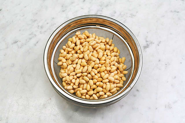 塩分が気になる方に。「炊飯器で作る生みそ」は酵母菌が生きた熟成みそ／村上祥子80歳 季節の保存食（4）