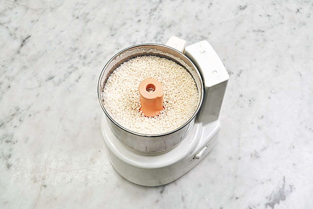 塩分が気になる方に。「炊飯器で作る生みそ」は酵母菌が生きた熟成みそ／村上祥子80歳 季節の保存食（7）