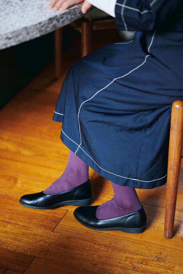【92歳の現役デザイナー】家族がマネしなかった「家の中で靴を履く生活」が私にくれるもの（2）
