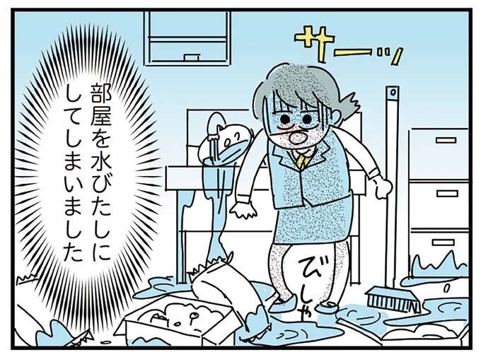 酔っぱらって職場で大失敗。同僚や上司に謝るのさえお酒の力を借りて...／アルコール依存症OLの話（1）