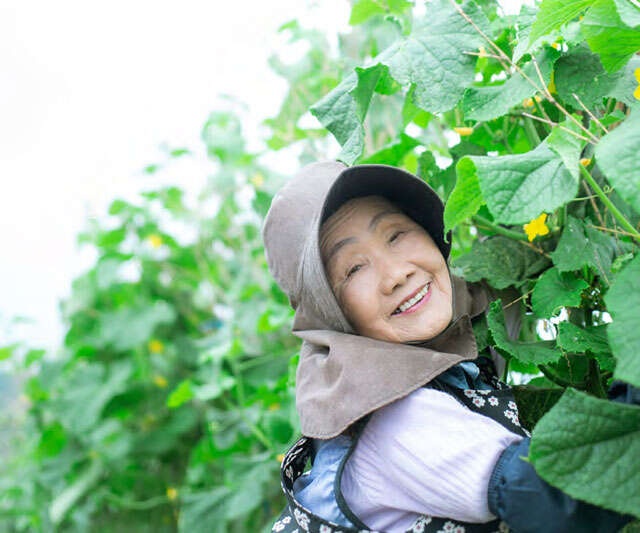 重機もトラクターも乗りこなす！80代ひろちゃんが教える、まずやってみる人生の楽しさ（1）