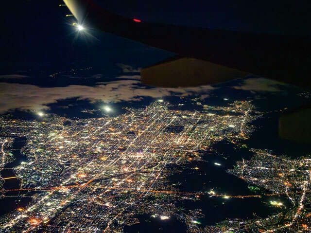 【大人の地図遊び】空から一望する、美しき古都の正体。ヒントは「大きな碁盤目」（1）
