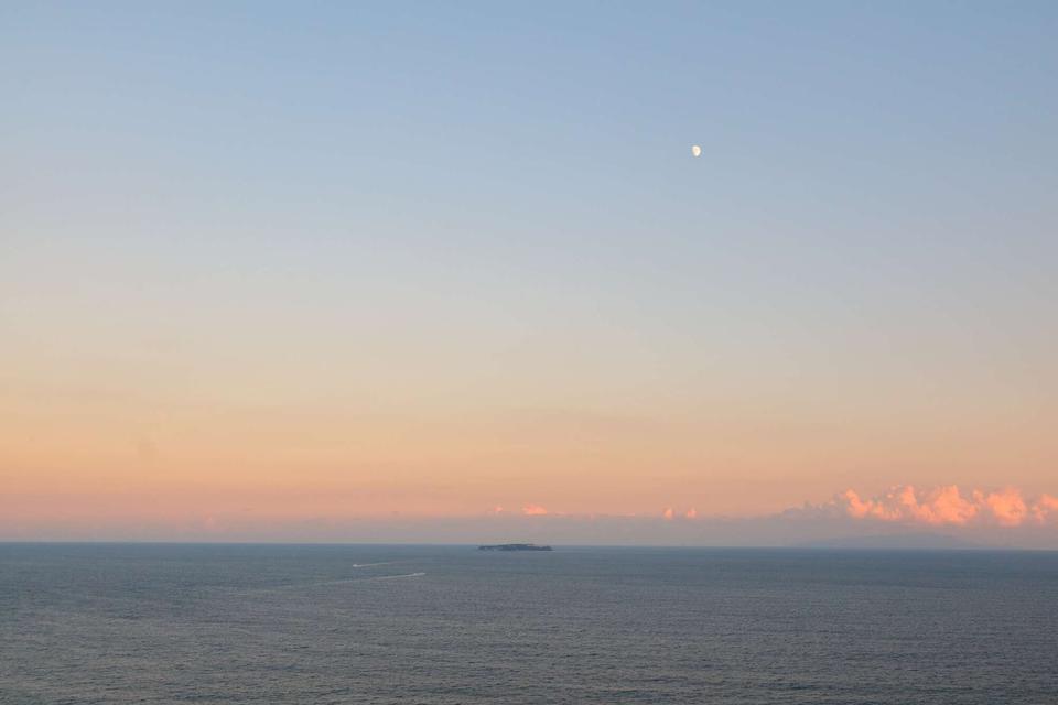 「かごの中の鳥」を卒業して。65歳、自由になった私が、思い出深い熱海を一人旅して感じたこと／chii（2）