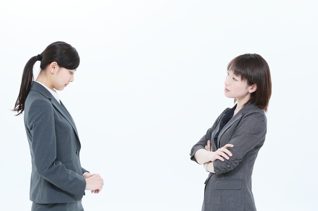 「あ～、あの人、イジワルしてるけど今度の相手は...」猫かぶりで自己中な社員、ついに墓穴を掘る（1）