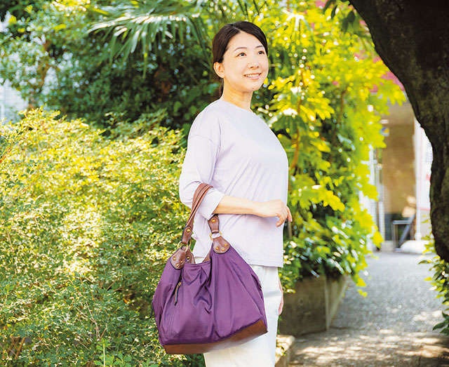 「頬づえ」をついていませんか？「ガチガチ背骨になる5つのNG習慣」【柔道整復師の酒井さんが指南】（6）